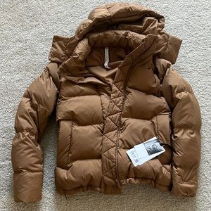 Lululemon wunder puff jacket size 8 brand new